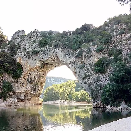 Des Gorges De L'ardeche Apartment